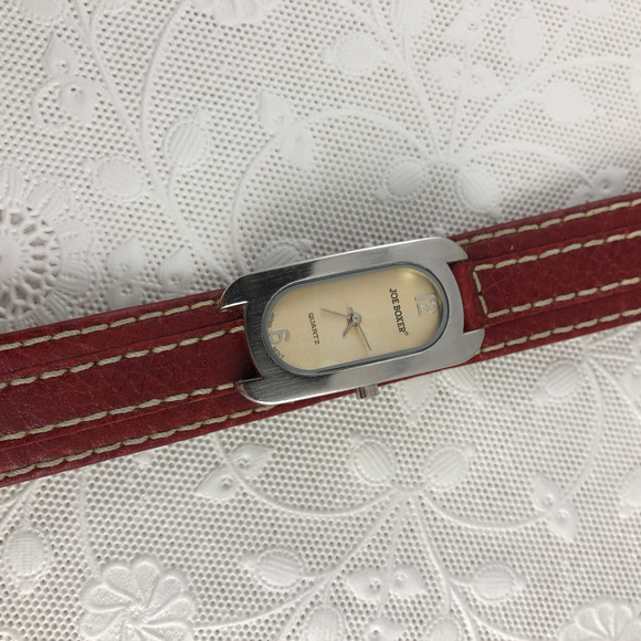 Vintage Women\'s Red Leather Band Joe Boxer